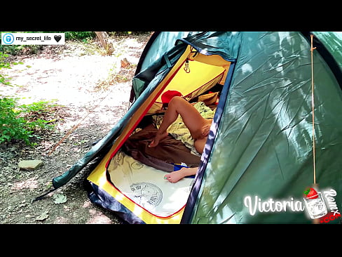 ❤️ Op kamera verfilm Passievolle ruk vreemdeling in 'n tent ☑ Gehalte-seks op af.filmexxx18.ru ❌️❤